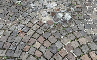 La buca e il microfono