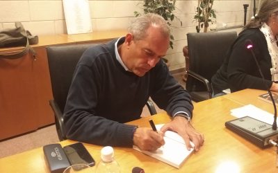 De Magistris ha presentato  il suo libro sui “poteri occulti”