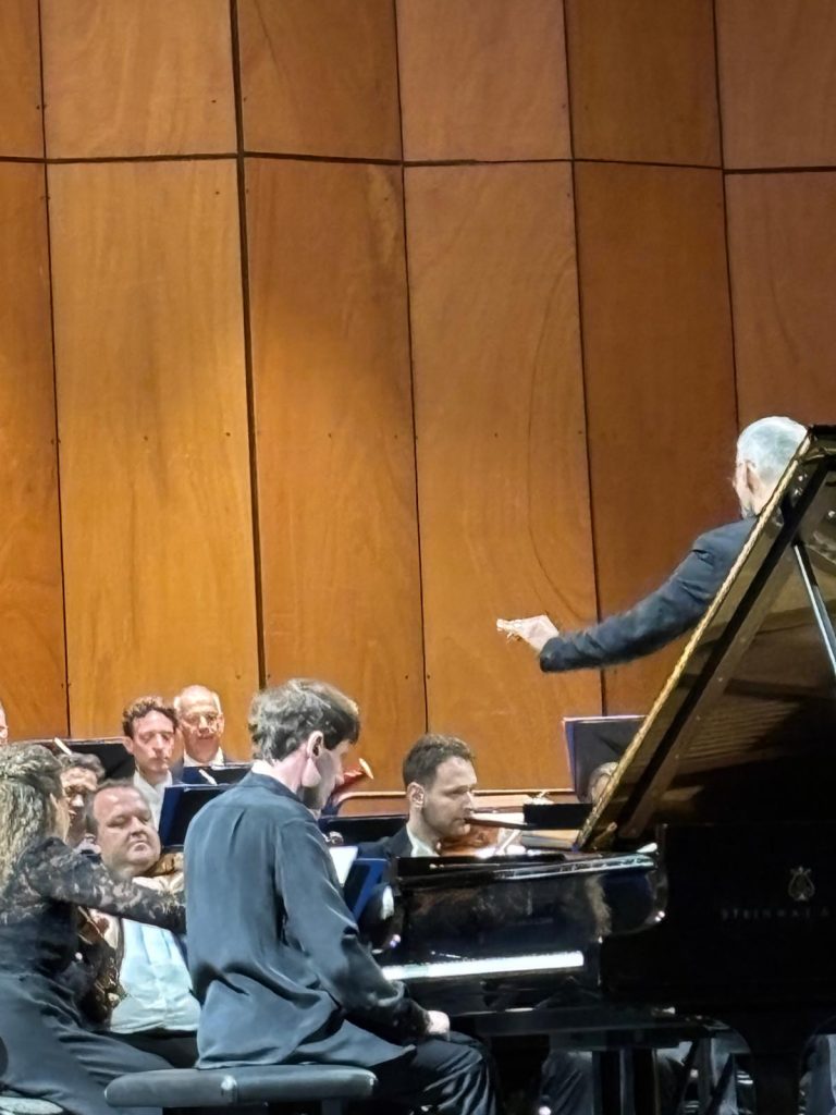 PHOTO 2025 09 22 11 48 57