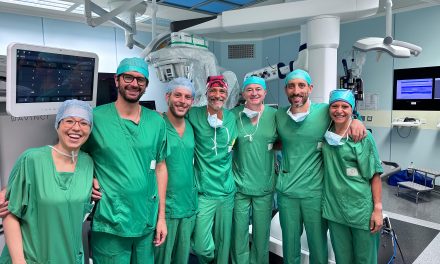1° intervento in Europa di tiroidectomia con robot DaVinci Single Port 