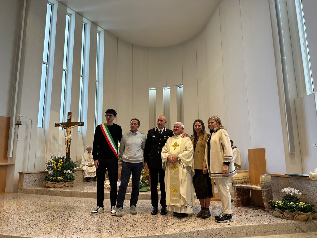 Nozze d’oro a Pescantina, in Duomo la festa dell’amore che unisce generazioni 3 240fed7b f38c 4bad 9b74 19e7a56c2414