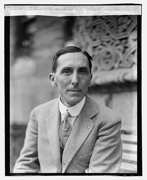 500px Lieut. Commander Mario Calderara LOC npcc.09489