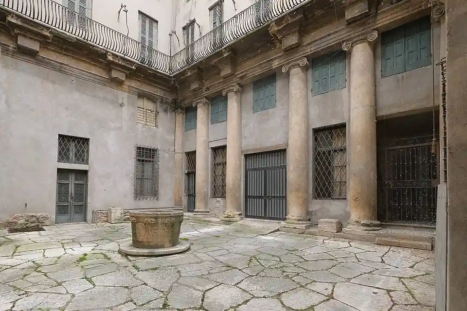 960px Palazzo Dalla Torre 2