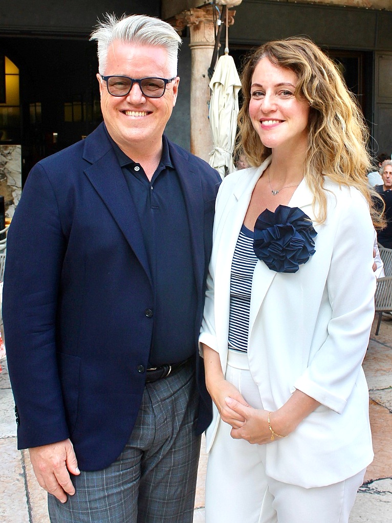 Michael Cortelletti, promotore, con l'ideatrice Anna Martellato