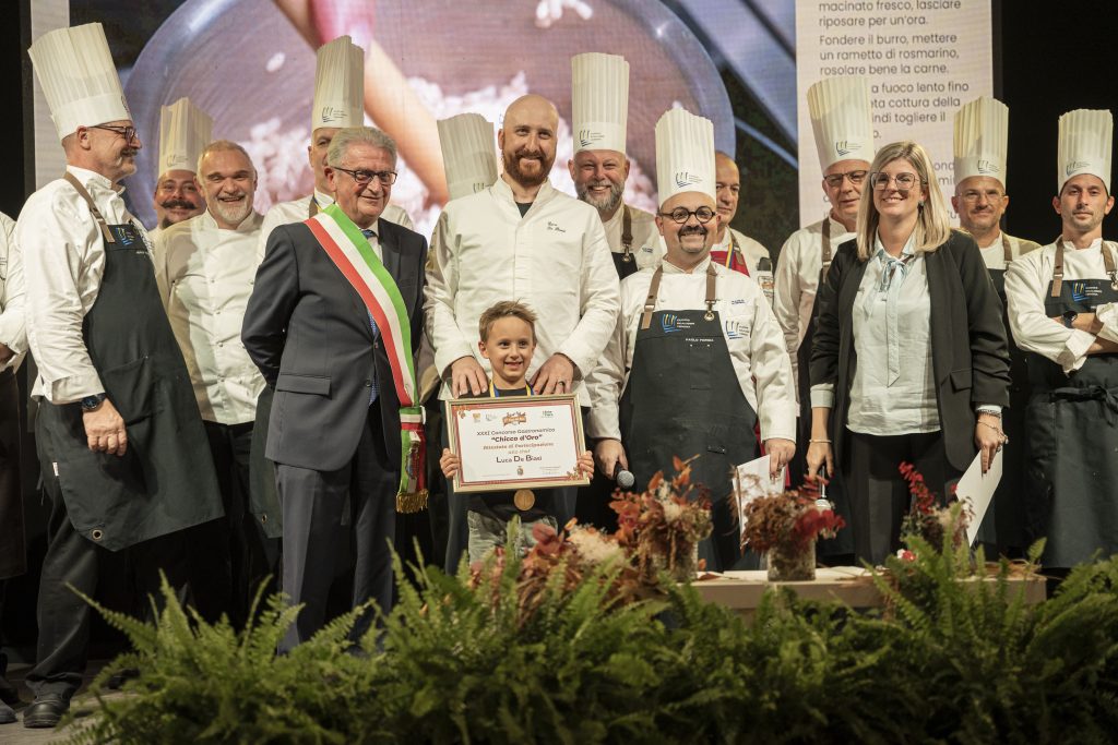 LUCA DE BIASI con 9020 punti