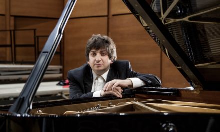 Ramin Bahrami inaugura i “Lunedì Cameristici” de I Virtuosi Italiani al Teatro Ristori: sei serate dedicate alla grande musica di Bach