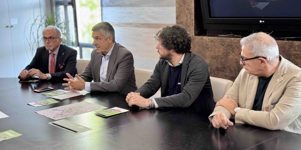 Gestione dei rifiuti in centro: dal 29 ottobre esteso a tutta l’ansa dell’Adige il porta a porta per le attività commerciali