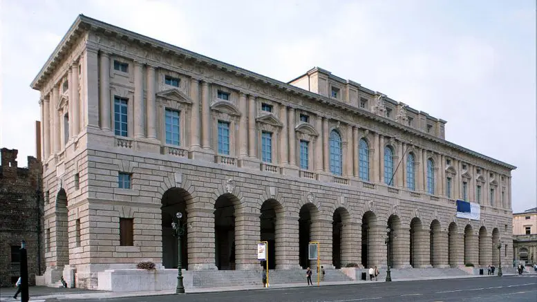 Verona si illumina di verde per la fibrosi cistica