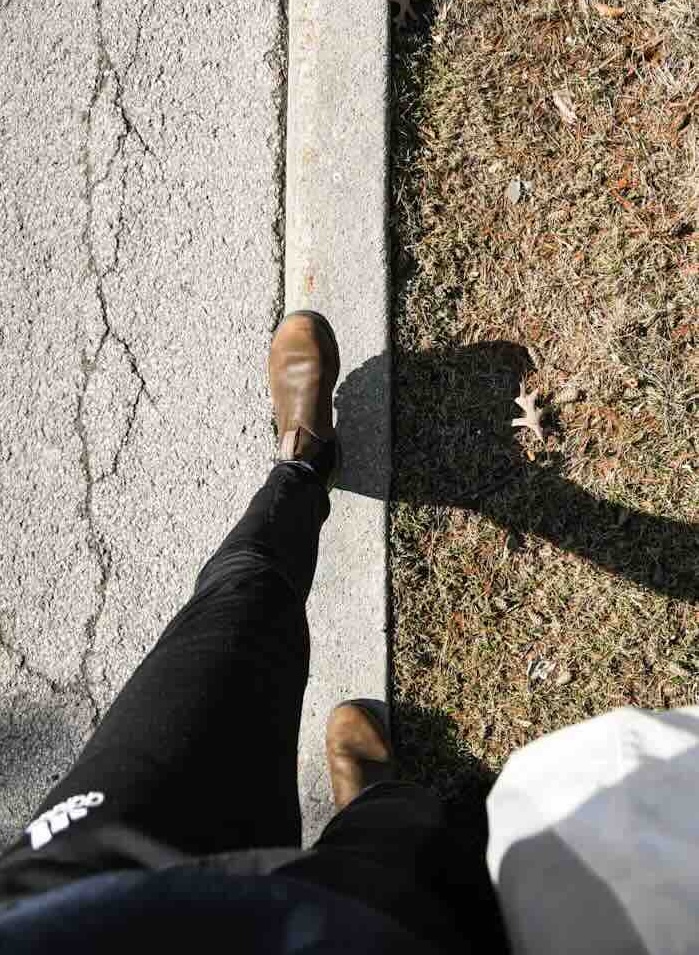 Camminare è salute. Almeno 4000 passi una o due volte alla settimana 1 photo 1585261817875 d7636b6d4024