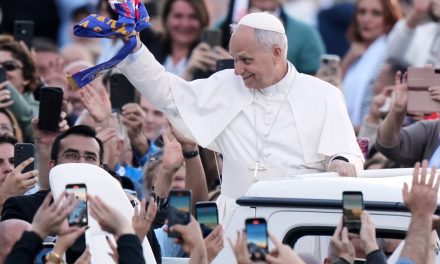 Il Papa a Nicea. Il primo giornale a parlarne fu L’Adige