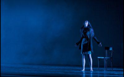 Un racconto per sensibilizzare i giovani contro la violenza sulle donne. Domenica pomeriggio al Teatro Ristori.