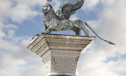 Il leone di San Marco è made in China