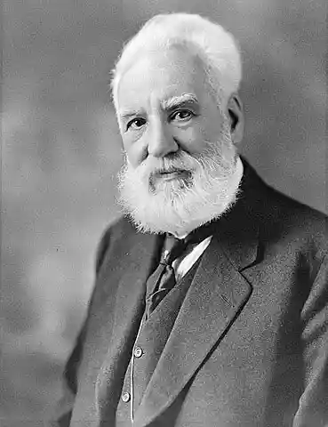 Graham Bell fu il primo uomo che rubò un telefono 3 Bell