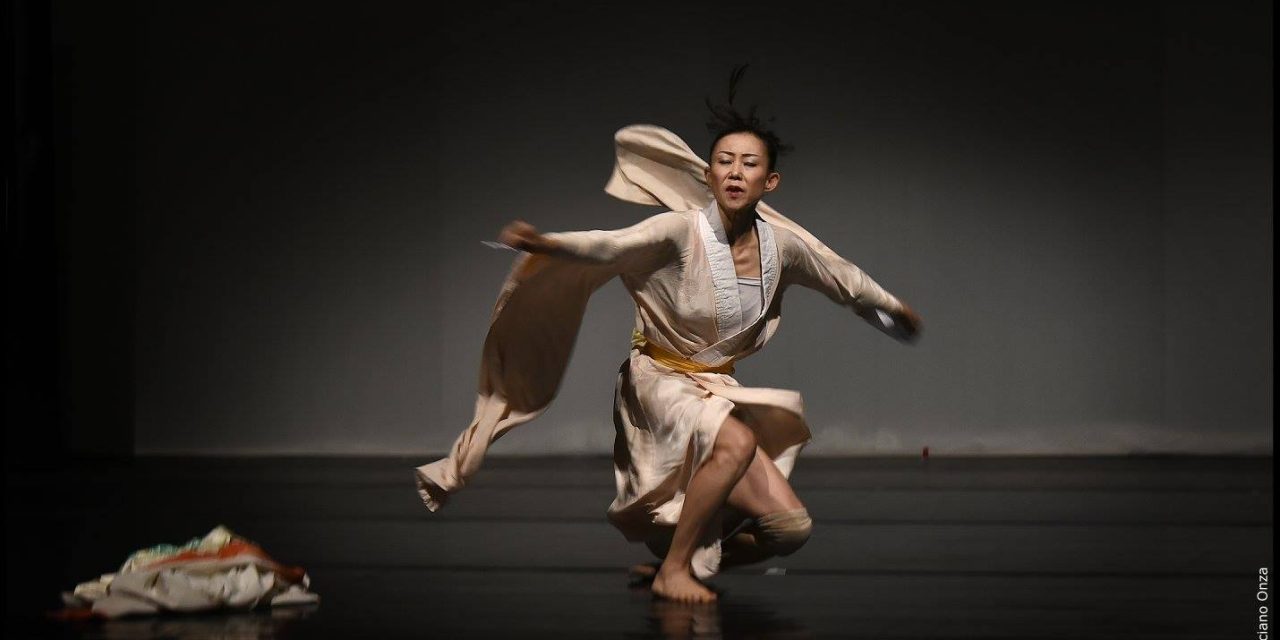 Una Butterfly ribelle: ErsiliaDanza porta al Fucina Machiavelli la forza dell’autodeterminazione femminile