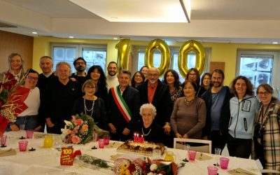 Festa alla Pia Opera Ciccarelli. Celebra l’8ª centenaria