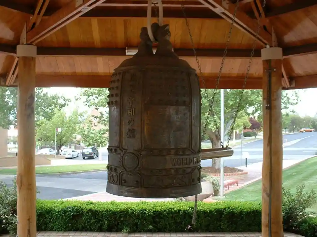 La grande fuga dei soldati giapponesi 2 Cowra World Peace Bell