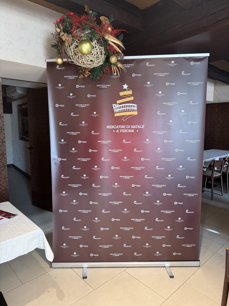 Natale a Verona, i mercatini cambiano volto 1 IMG 0300