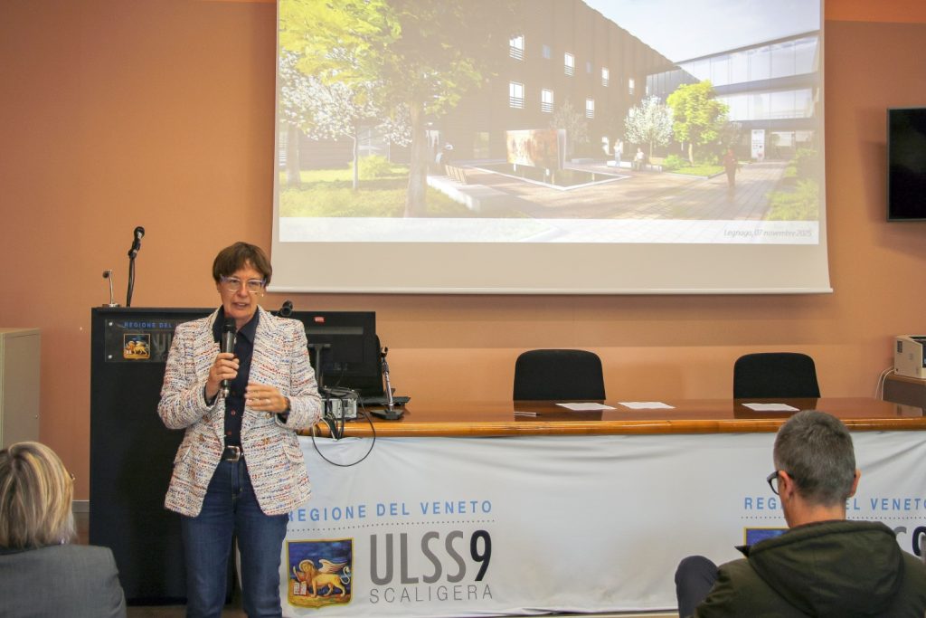 Il Direttore genarele Benini durante la presentazione