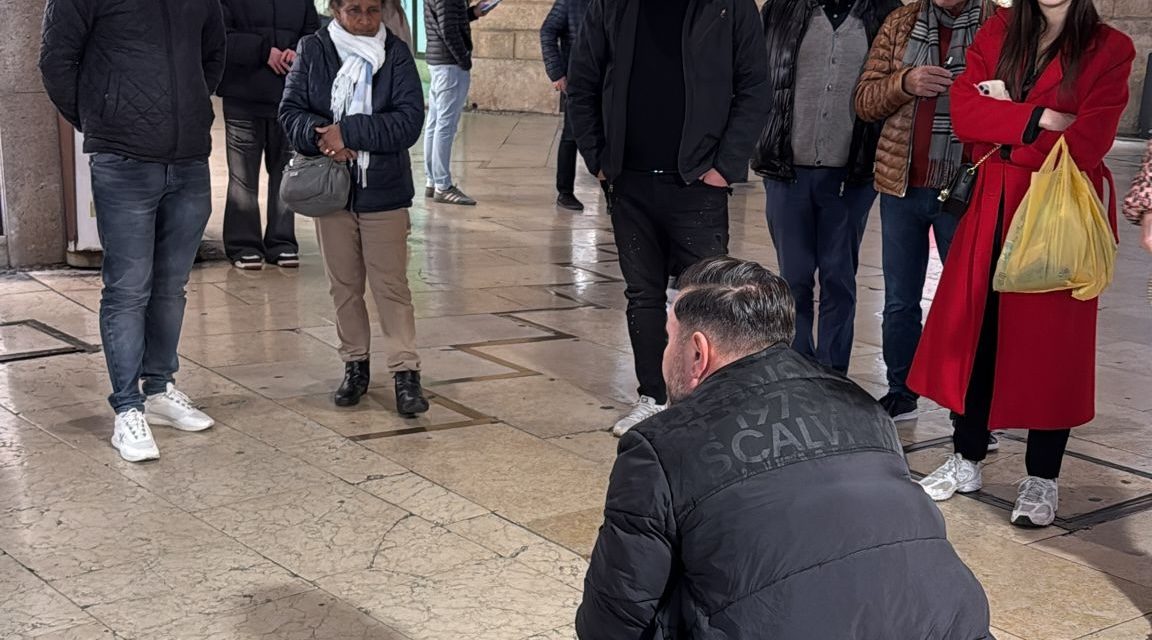 Addirittura i campanellari in centro