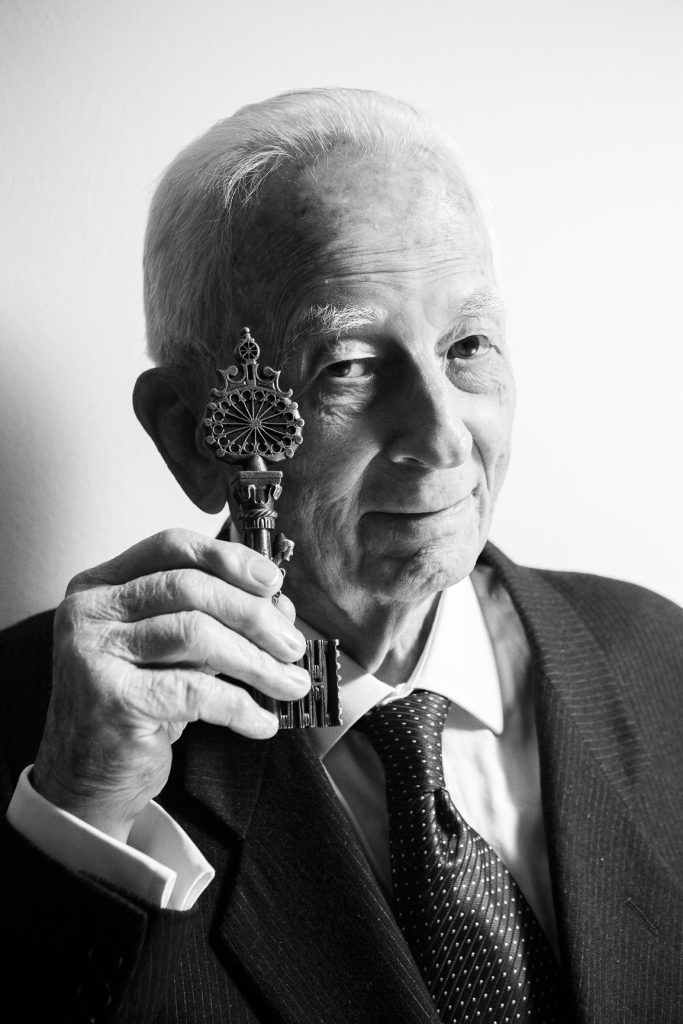 I ritratti in bianco e nero dei "Veronensis" in mostra a Palazzo Verità Poeta 2 Leopoldo Conforti