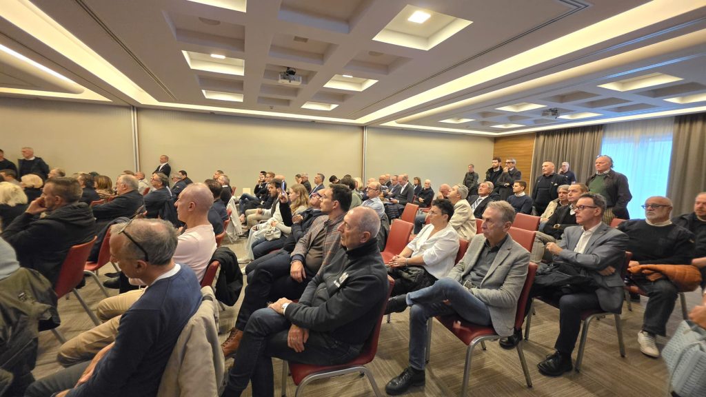 PHOTO 2025 11 02 11 43 18