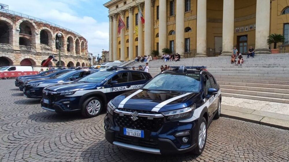 Criminalità a Verona, più furti e violenza: boom di minori 1 auto vigili 777x437 2