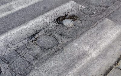 Una buca tra le tante