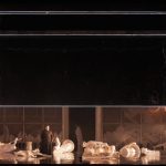 Ernani di Verdi torna al Filarmonico dopo vent’anni. Trionfo nella parte musicale. Contestata la regia e le scene di Stefano Poda