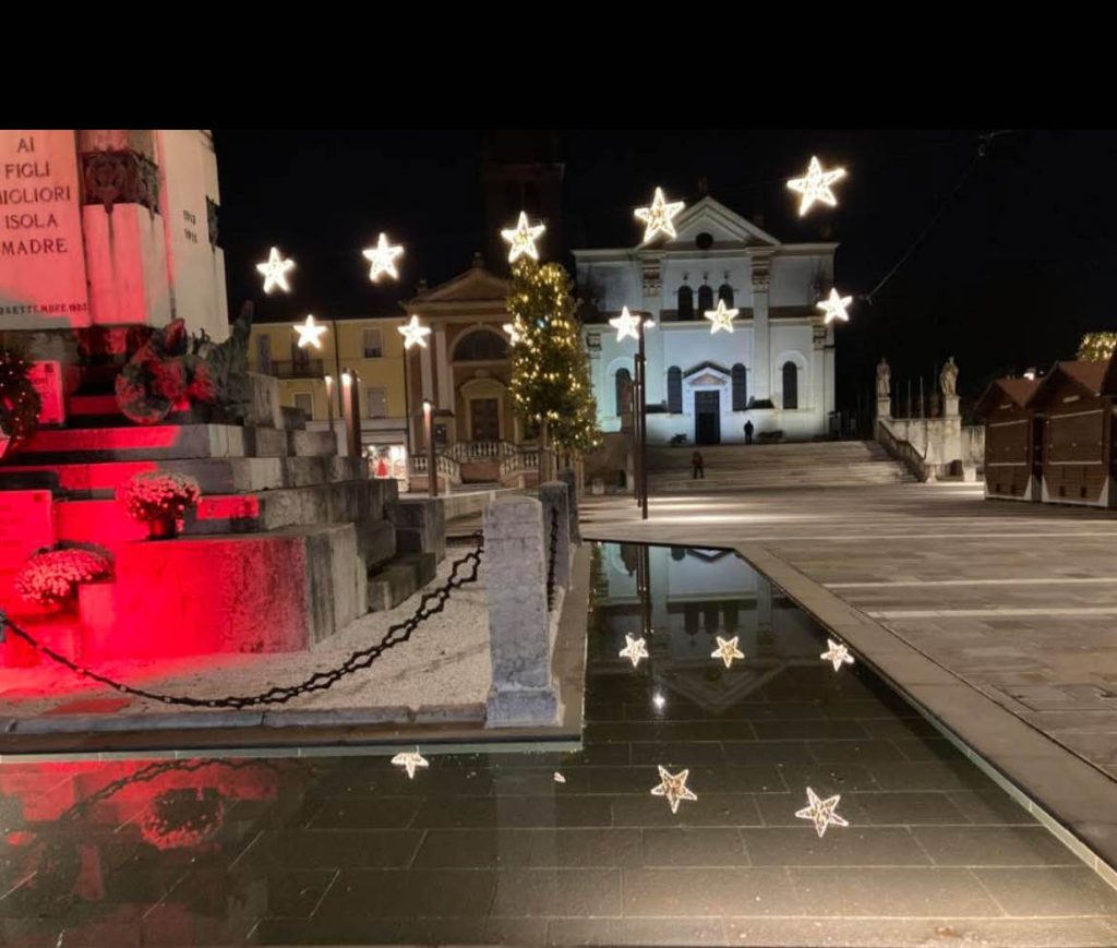 F2ACF0C1 83C0 48BB A645 E9629C63588D