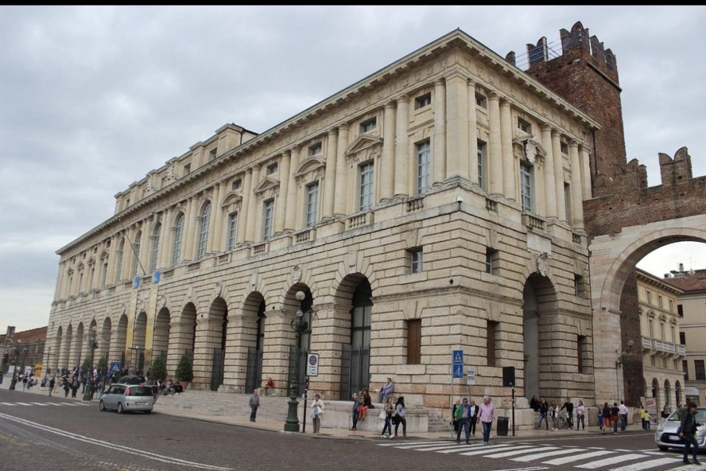 Reconnect, l’economia che crea legami 1 Reconnect, l’economia che crea legami