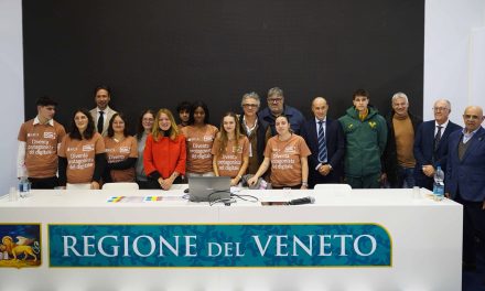 A Job&Orienta il decalogo contro il linguaggio d’odio nello sport: il Corecom Veneto promuove la cultura del rispetto online e fuori dal campo