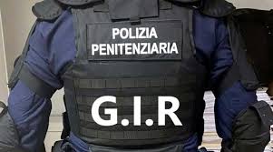 Polizia Penitenziaria. Si prova lo spray al peperoncino 1 images 2