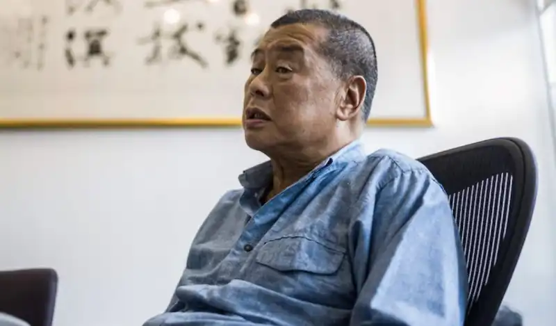 JIMMY LAI GIUDICATO COLPEVOLE DI COLLUSIONE E SEDIZIONE.  RISCHIA L’ERGASTOLO