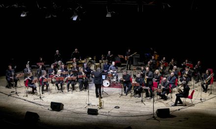 Famiglie a teatro: domenica al Ristori il viaggio “spaziale” di Didi e della Big Band Bang