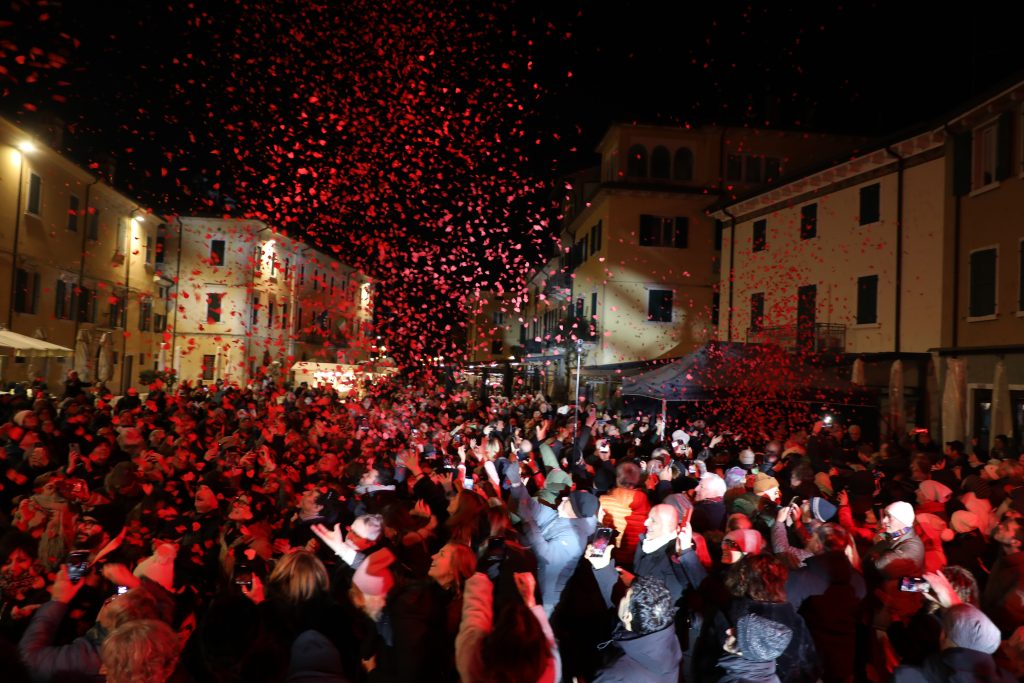 San Valentino sul Lago di Garda con oltre 100 eventi romantici 1 FRX 2910
