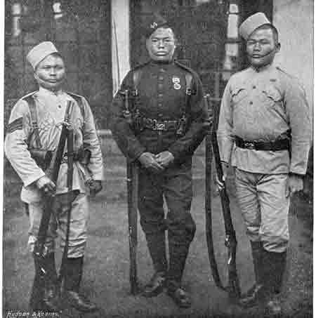 Gurkha, i migliori soldati del mondo 4 Gurkhas NavyAndArmyIllustrated1896