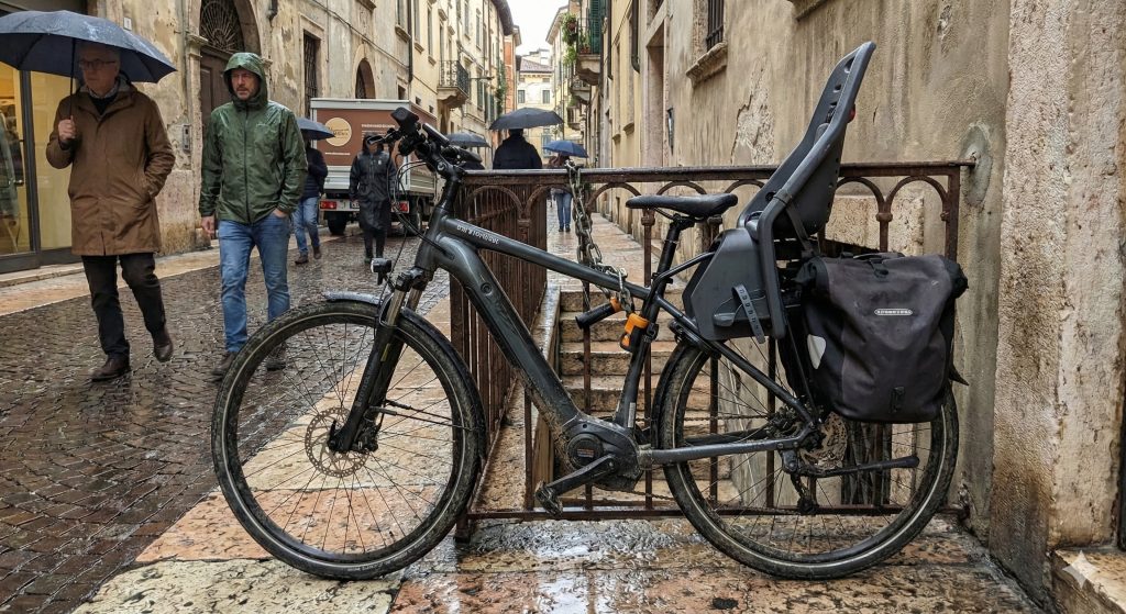 Ciclabili. Parcheggiare la bici, nodo della mobilità urbana 1 IMG 2016
