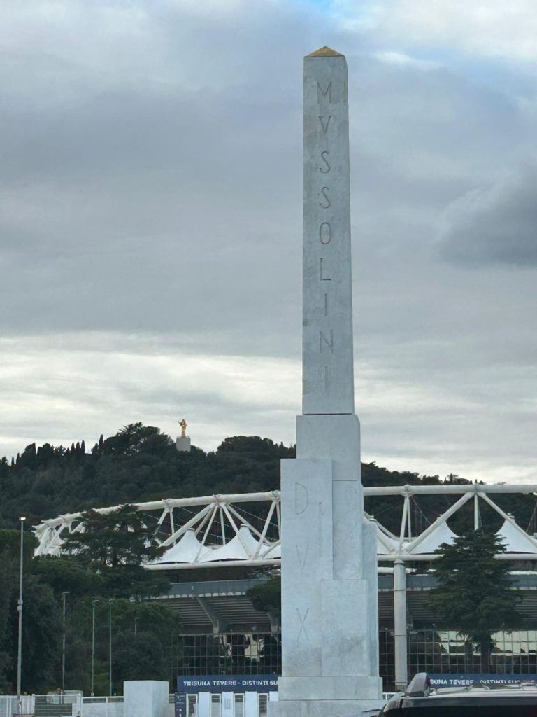 Una storia di 7,77 centimetri quadrati 1 PHOTO 2026 01 27 22 31 20