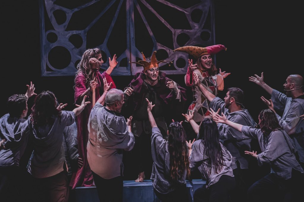 “Suona Notre Dame – Il Musical” accende il palcoscenico dell’Astra 1 WhatsApp Ima.58.46