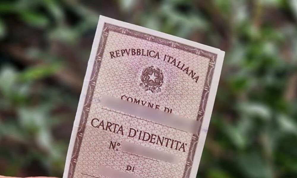 Verona, il countdown: la carta d'identità diventa "straccia" 1 csm Carta identia cartacea ce3d1