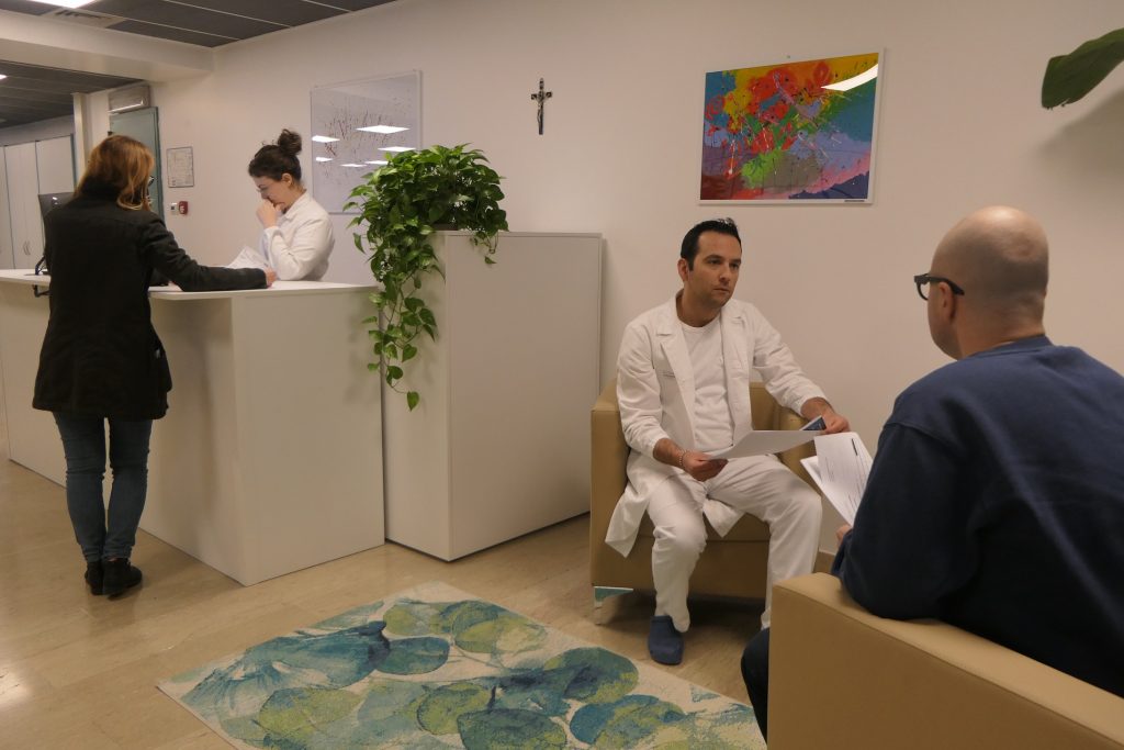 Negrar, lotta al cancro hi-tech con il robot "navigatore" 3 farmacia percorso OASI