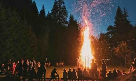 La Lega critica la rappresentazione ecologista del “Brusa la Vecia”