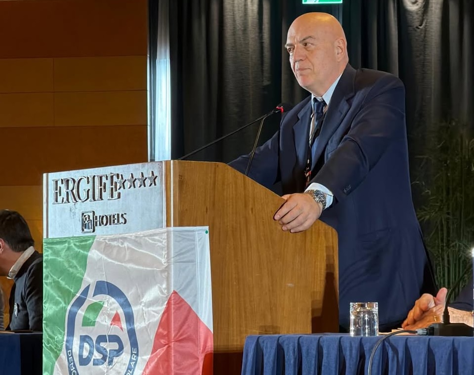 Democrazia Sovrana Popolare. Un partito diverso 1 624718483 1492371025580940 804511769327235203 n 1