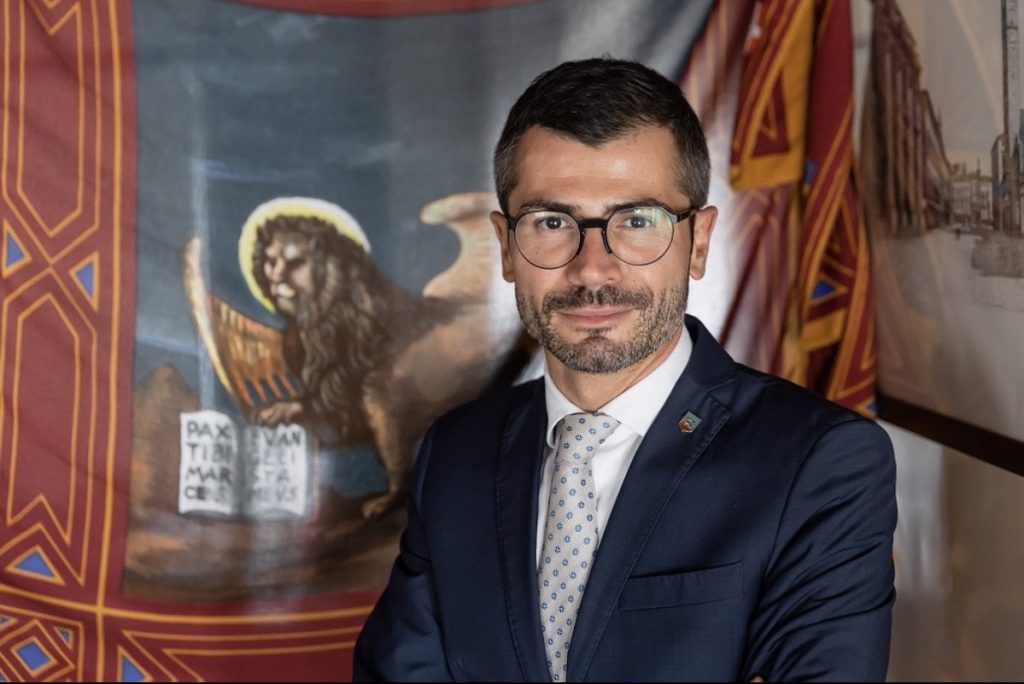 Tromba d’aria a Bussolengo. Case scoperchiate 1 Filippo Rigo, consigliere regionale del Veneto, durante un intervento pubblico