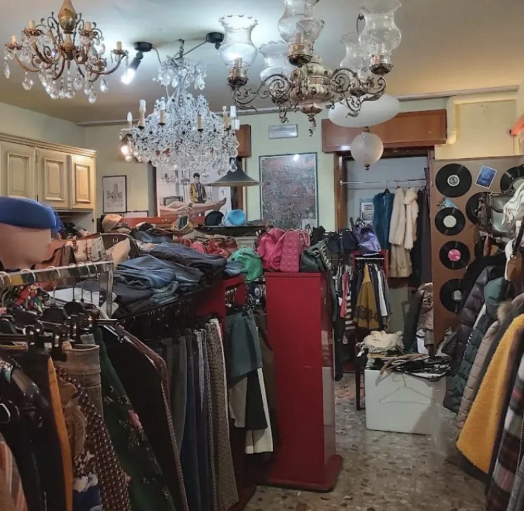 Anch’io sono capace!”, nei negozi del centro cinque giorni di lavoro condiviso 3 Anch’io sono capace!”, nei negozi del centro cinque giorni di lavoro condiviso