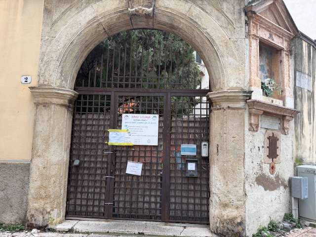 Asilo nido chiuso per maltrattamenti, indagate cinque educatrici 2 Asilo nido chiuso per maltrattamenti, indagate cinque educatrici