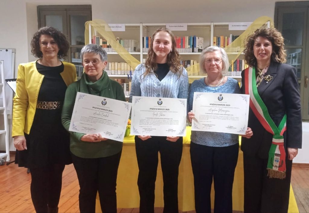 Povegliano, torna il Festiva IPAZIA 8 Marzo con Gabriella Greison, la rockstar della fisica. Tedeschi: "Il Festival è un atto politico per le nuove generazioni" 1 Pezzon Cordioli Tabara Marangoni Tedeschi 1