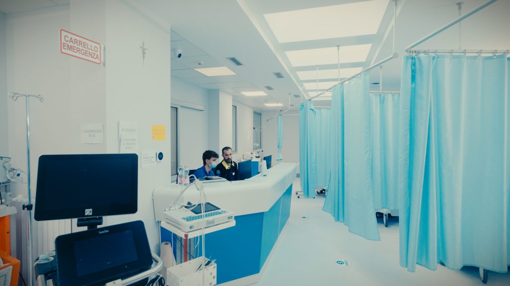 Ircss Negrar. Inaugurati nuovi robot e ampliato il Pronto Soccorso 4 Pronto Soccorso Open Space pazienti barellati