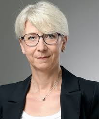 Se arriva Trump... 1 Unknown 9