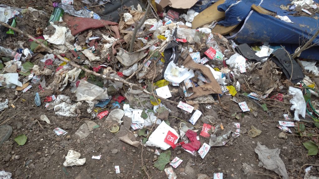 Incredibile sacca di degrado in via delle Coste 2 Via delle Coste. 9